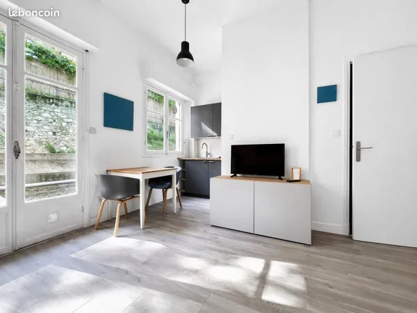 Studio avec terrasse proche mer
