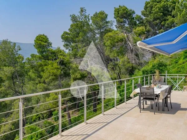 À VENDRE : Magnifique Villa Moderne à Nice