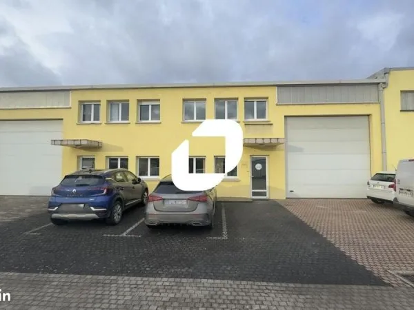 Local d'activité 621 m²