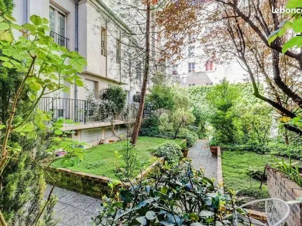 Studio 1 pièce 22 m²
