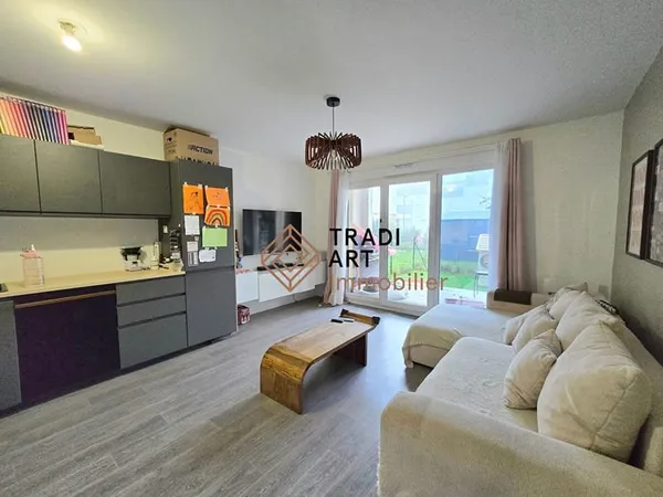 Appartement 3 pièces à vendre avec terrasses et jardin