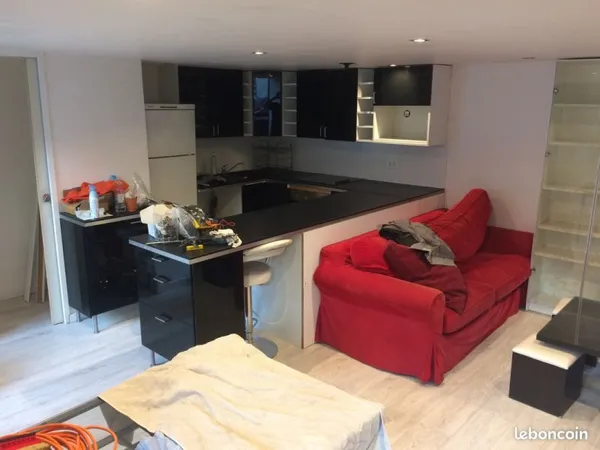 VISALE OBLIGATOIRE-F2 53m2 (40m2 carrez) + terrasse 13m2