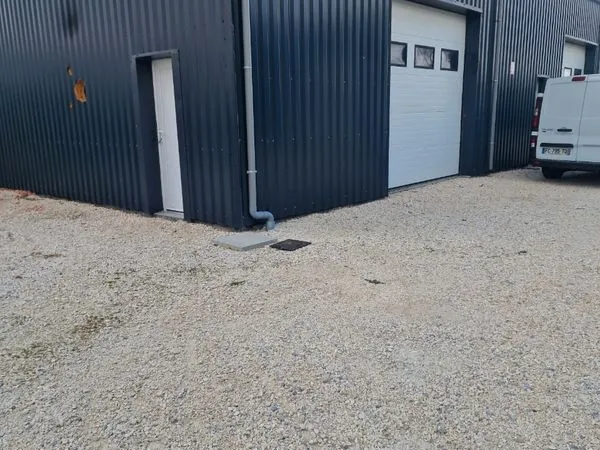 Local d’activité et entrepôt Location Valaurie 1p 60m² 600€