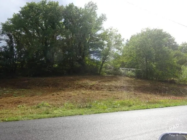 Terrain 1100 m²