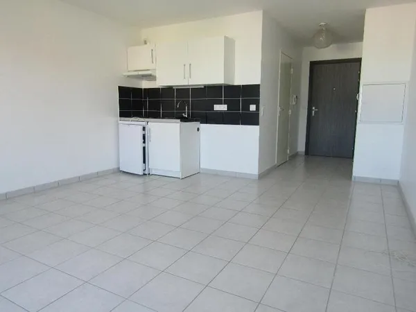 Studio 1 pièce 30 m²