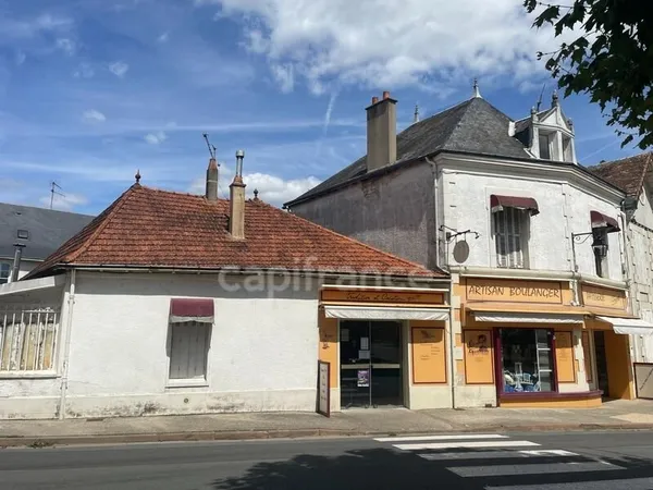 Dpt Vienne (86), À vendre - Murs commerciaux occupés - Bonneuil-Matours