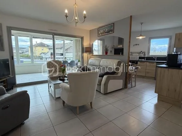 HOSTUN - Appartement 3 pièces 72 m²