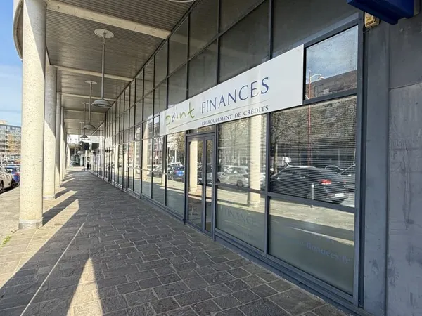 Local commercial Bourran