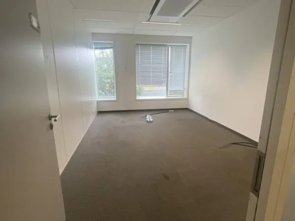 Bureau 15 m²
