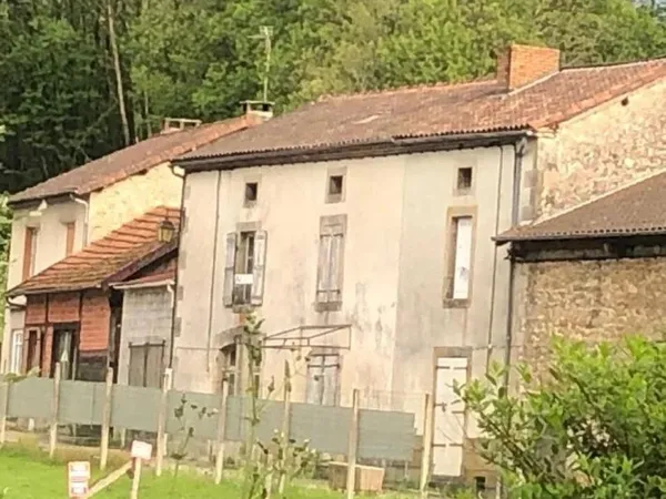 2 propriétés mitoyennes à rénover