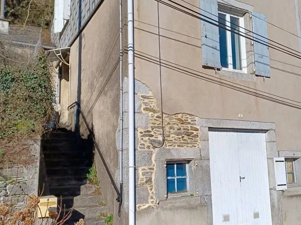 Vabre - Maison en pierre de 78m² avec garage