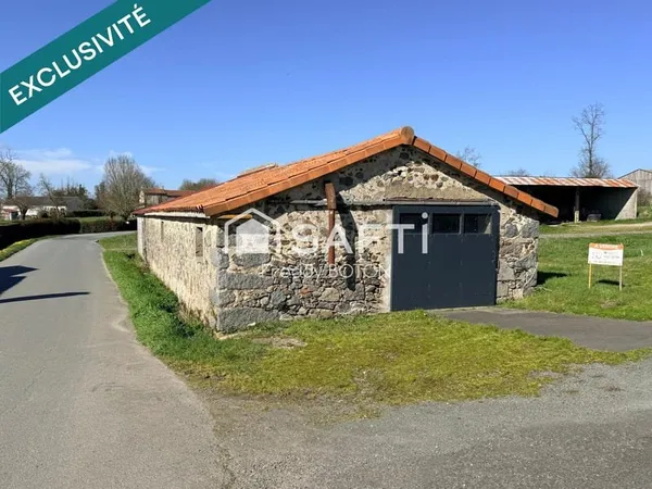 Terrain constructible avec belle grange!