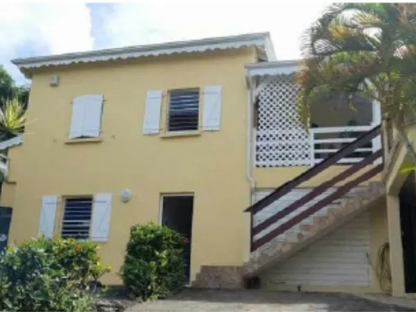 Villa 140 m2, 3 chambres + F2 Gosier Gosier Diavet