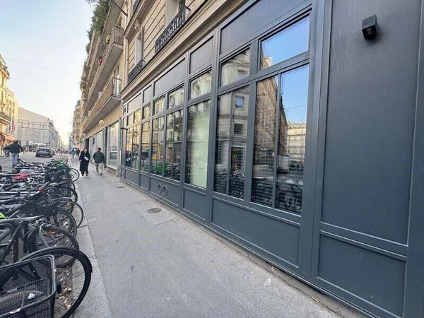 Bureaux 100 m²