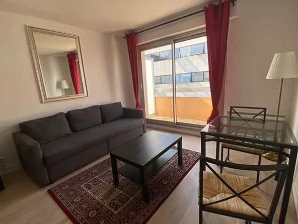 Studio 1 pièce 19 m²