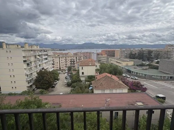 Appartement 4 pièces 90 m²