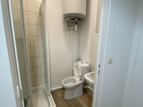 Loue appartement F1
