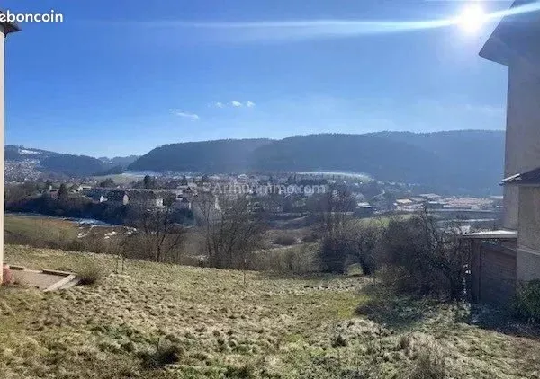Terrain 676 m² Villers-le-Lac