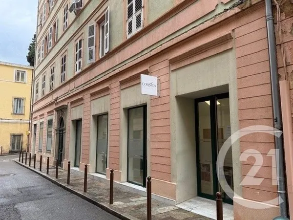 Bureaux 100 m²