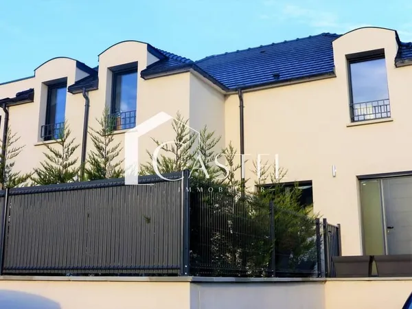 Maison 7 pièces 145 m²