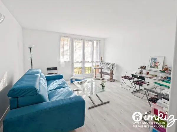 Appartement 3 pièces avec box et cave