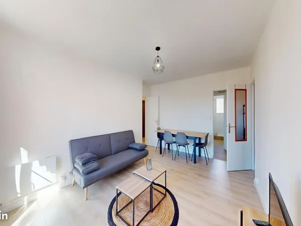 Chambre 4 pièces 69 m²