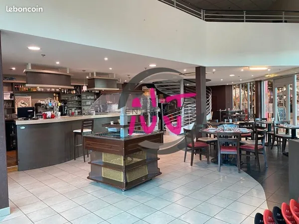 Fonds de commerce, restaurant 212 m² SAINT LEGER DE LINIERES