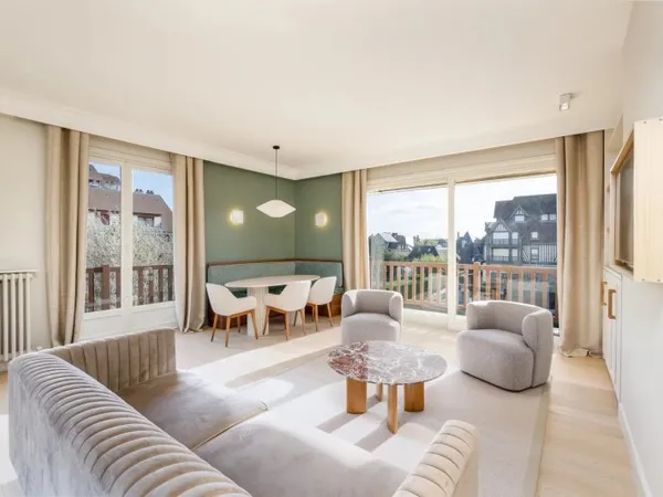 TRIANGLE D'OR - DEAUVILLE - APPARTEMENT LUXE - 3 CHAMBRES AVEC POSSIBILITE DE SERVICES HOTELIERS