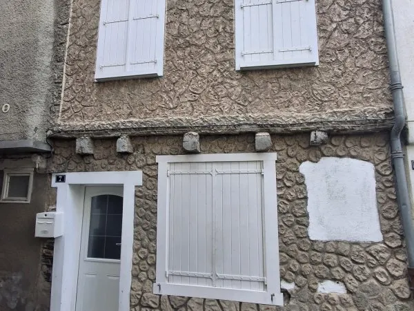 ROQUECOURBE - Maison de village