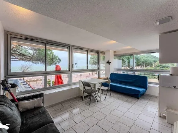 Studio 1 pièce 21 m²