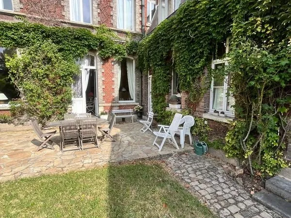 Propriété 12 pièces 352 m²