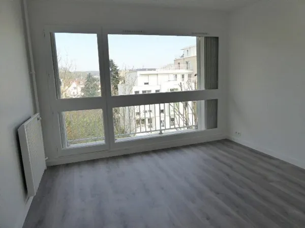 STUDIO 27 m²