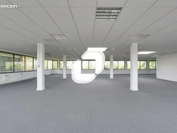 Bureau 171 m²