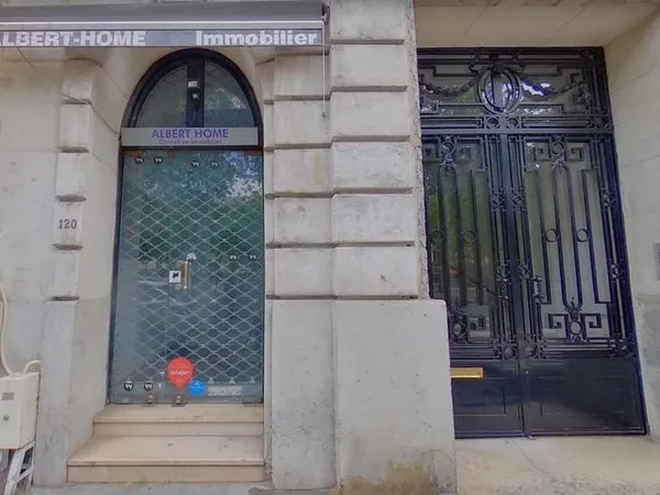 Local commercial de 13 m² - RDC sur rue - boulevard Richard Lenoir, Paris 11e