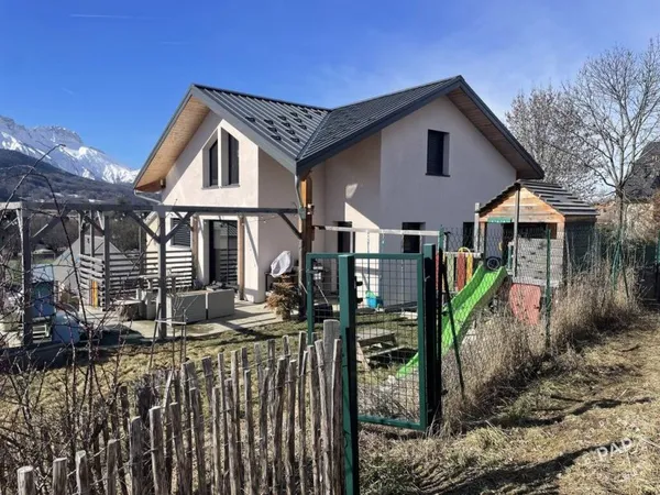Maison 6 pièces 114 m²
