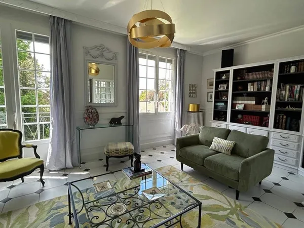 Maison 6 pièces 157 m²