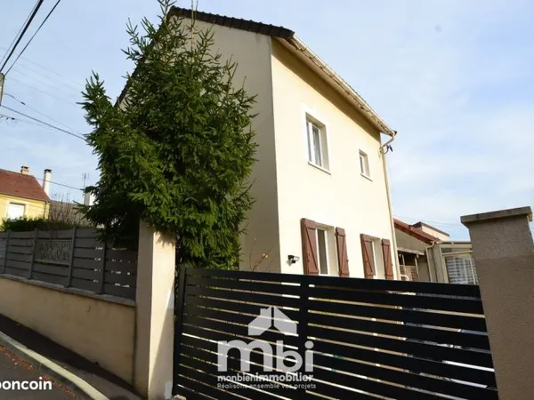 Maison 4 pièces 90 m²