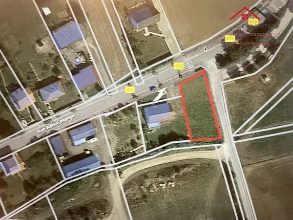 Terrain 671 m²