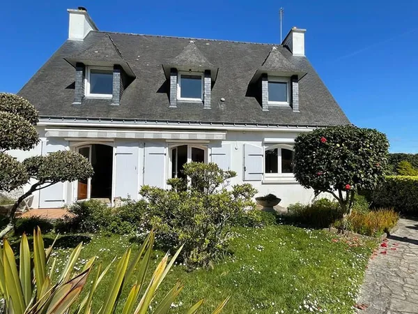 Maison Larmor-Plage 8 pièce(s) 175 m2