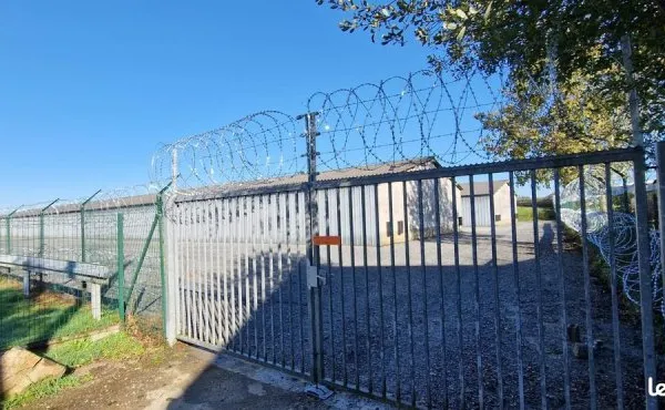 Loue parking 15m²