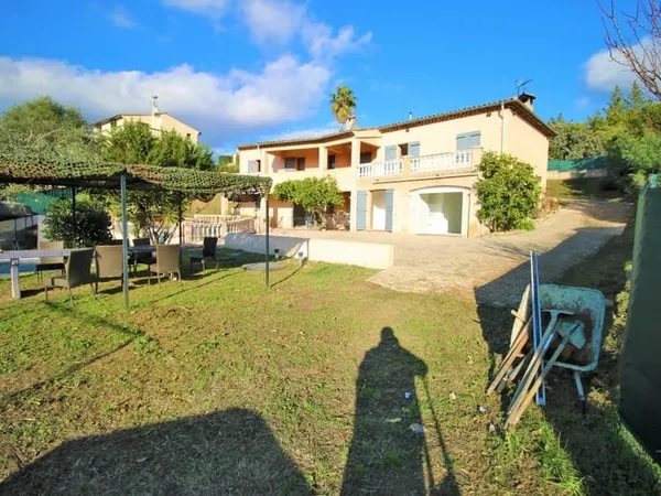 Peymeinade vente maison individuelle dans domaine fermé