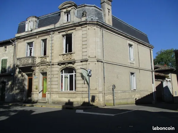 Immeuble 12 pièces 186 m²
