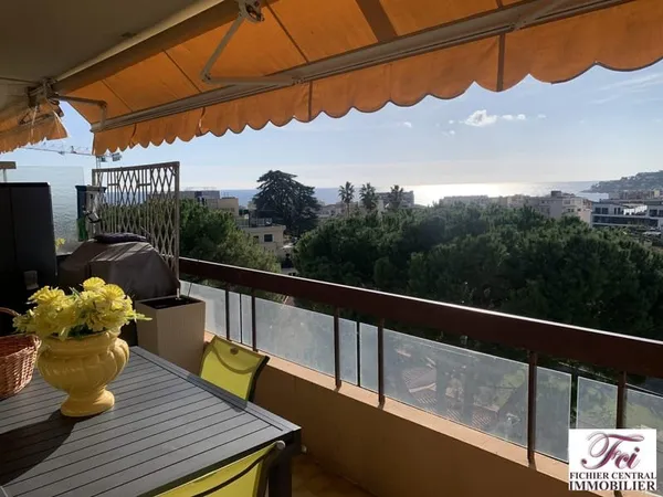 GRAND APPARTEMENT 4/5 PIECES PROCHE CENTRE-VILLE