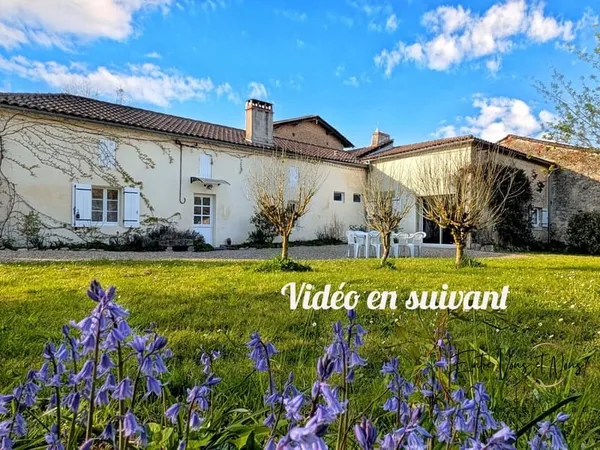 Maison en pierre rénovée avec gout