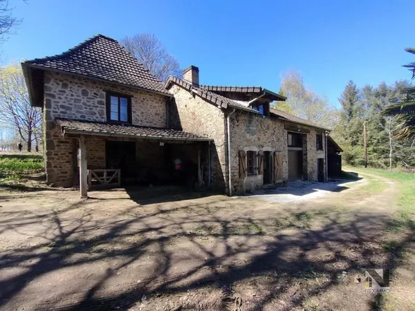 Coup de coeur - Maison en pierres & cadre enchanteur BUSSIERE GALANT