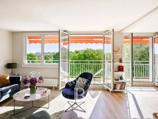 BIARRITZ JARDIN PUBLIC, APPARTEMENT AVEC TERRASSE ET GARAGE