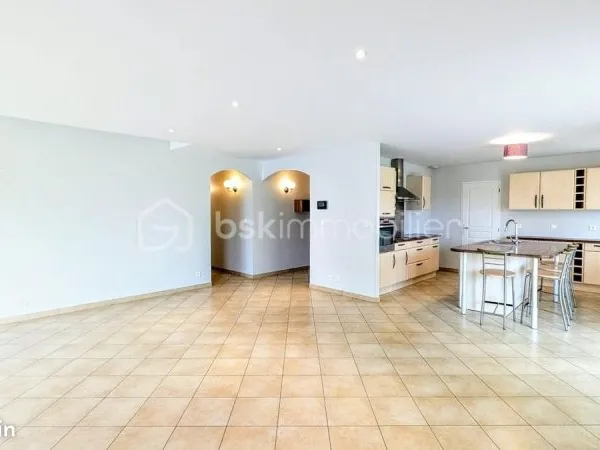 Maison 5 pièces 147 m²