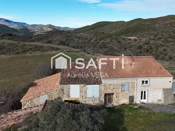 Exploitation agricole 33,9 ha avec maison, bâtiments, matériel et revenu photovoltaïque