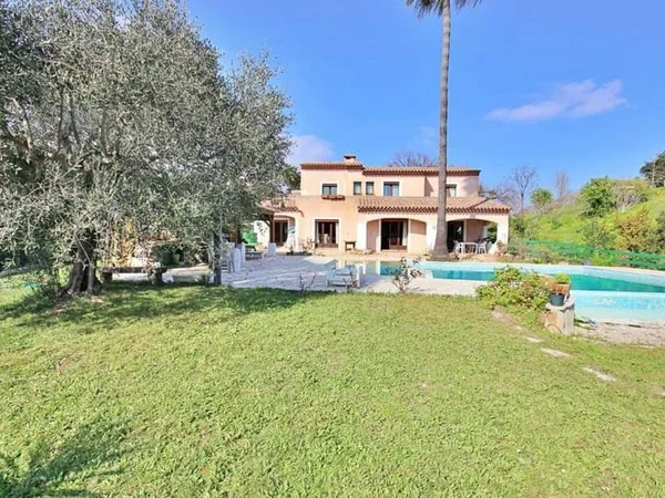 Villa 7 pièces
