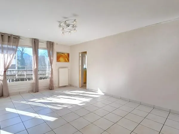 SEYNOD - Exclusivité - T3 avec loggia